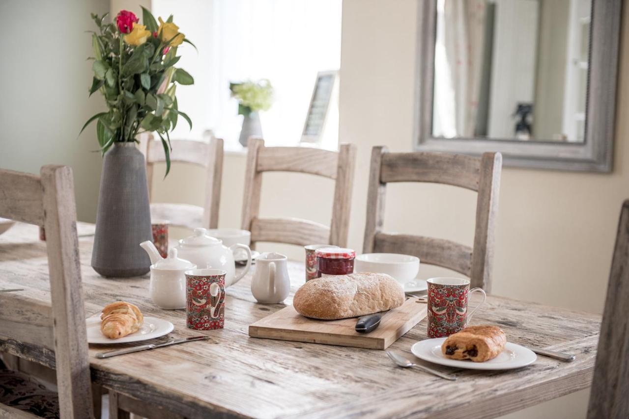 Newly Renovated Old Bakery House In Bath, 3 Bedroom, Free Parking Bagian luar foto