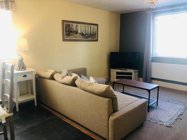 Newly Renovated Old Bakery House In Bath, 3 Bedroom, Free Parking Bagian luar foto